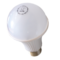 Лампа светодиодная SKAT LED-220 E27 (с аккумулятором)